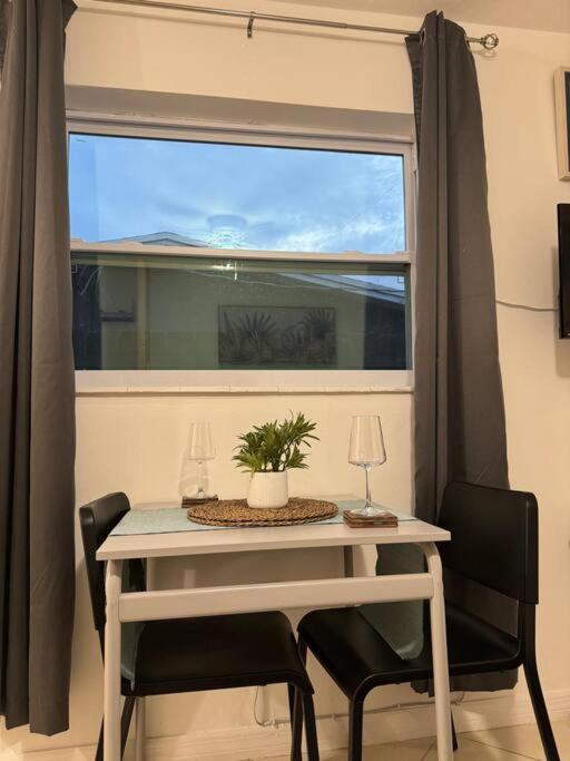 Apartment With Terrace Near Hard Rock-patio *